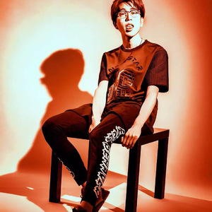 把朱竹清❌❌❌后喷出水
